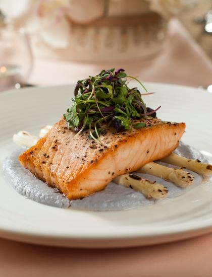 Photo of salmon plate at a Quadra Island restaurant